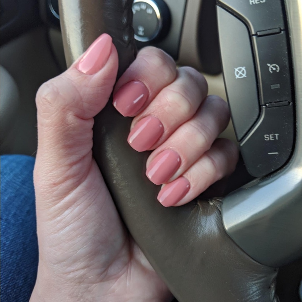 0.5 oz jar of D316 Merlot Dip Powder by Revel Nail